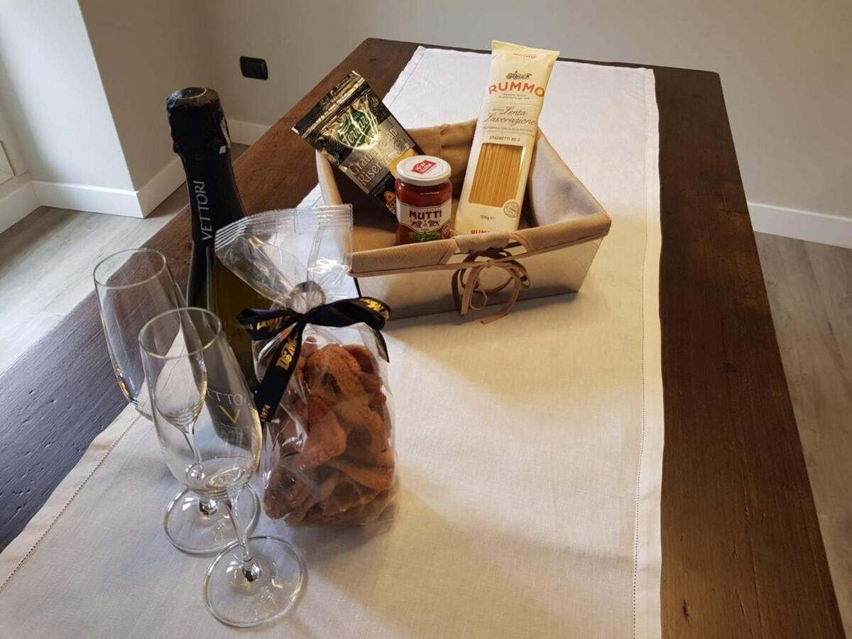Chocolat La Mairie Appartement Omegna Buitenkant foto